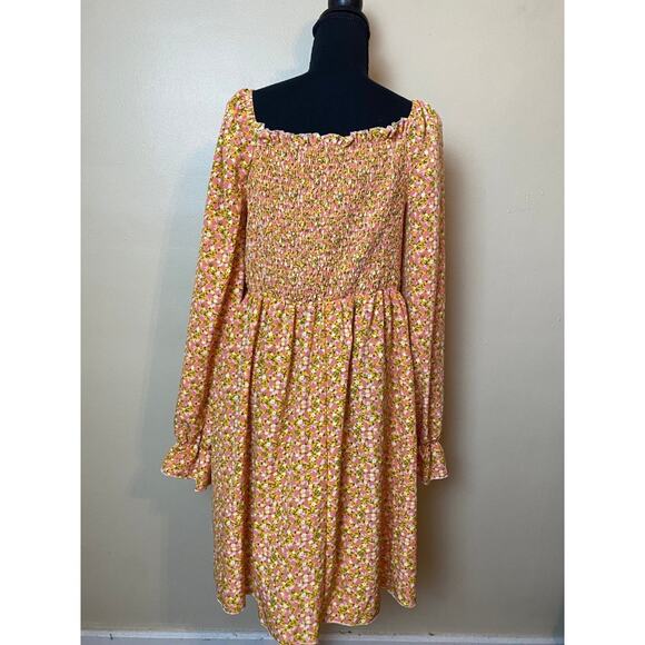 SHEIN Ditsy Floral Shirred Bodice Square Neck Dressplus size 1x pink and yellow - Picture 3 of 4